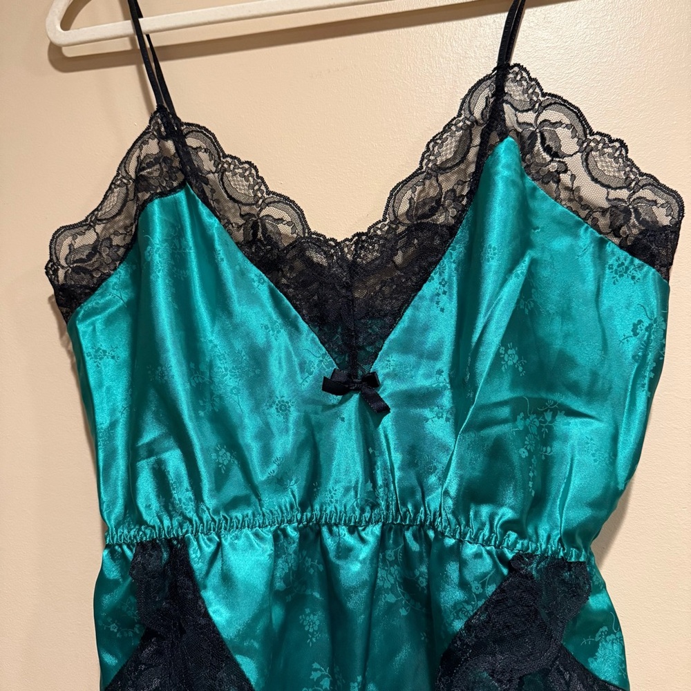 1970s Emerald Lingerie Bodysuit - Picture 4 of 7